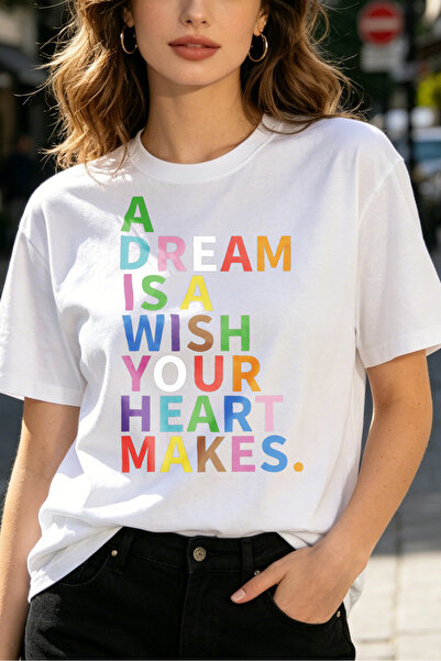 Fleck تي شيرت نسائي بتصميم Dream Is A Wish Your Heart Makes بتصميم جرافيك ملو...