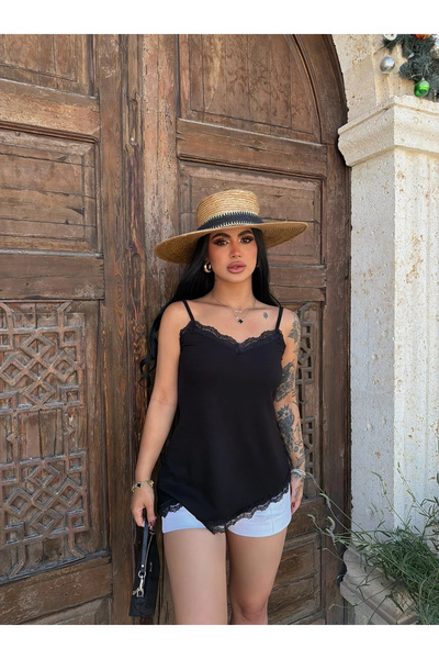 kırmızı butiks Black Asymmetrical Lace Blouse