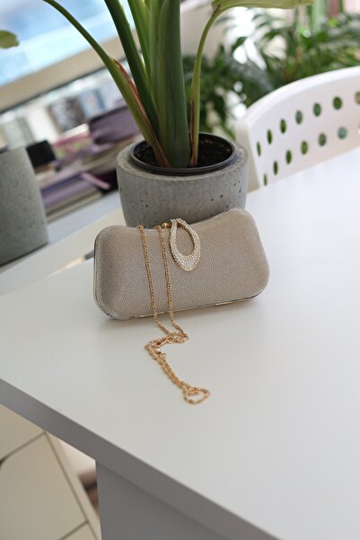 Moom Bag Kadın Gold Kilit Detaylı Zincirli Kasalı Abiye Çantası