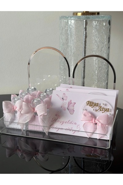 Gökçem hediyelik Bebek ikili set , 10 adet kolonya .10 adet magnet kartlı