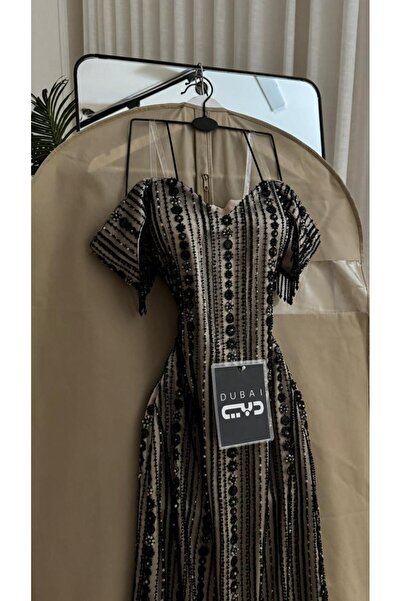 FASHION Long and Tight-Fitting Dress, Featuring Black Vertical Stripes and Lu...