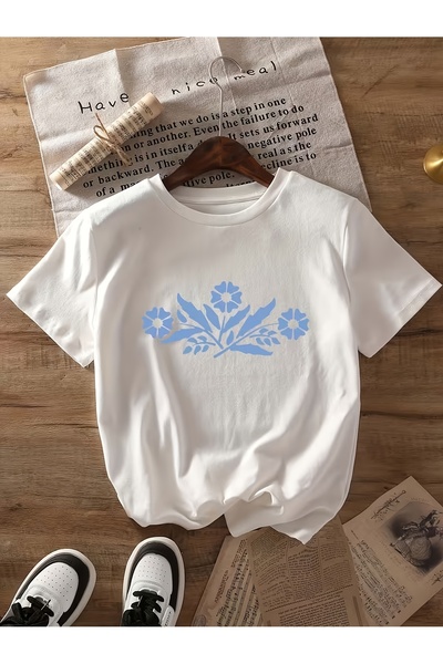 212Wear تي شيرت كورنينجوير سيراميك أزرق بنمط فرانجيباني، قميص أبيض بأكمام قصي...