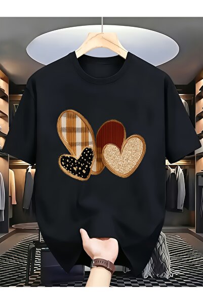 212Wear تي شيرت رجالي جديد وعصري برقبة دائرية، مزين بنقشة قلب جميلة، مريح وعم...