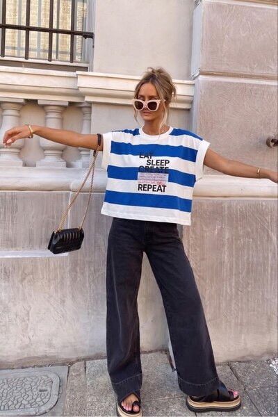 Noi Belis Tricou tricotat cu guler rotund, cu imprimeu Crop Boy, cu dungi SS2...
