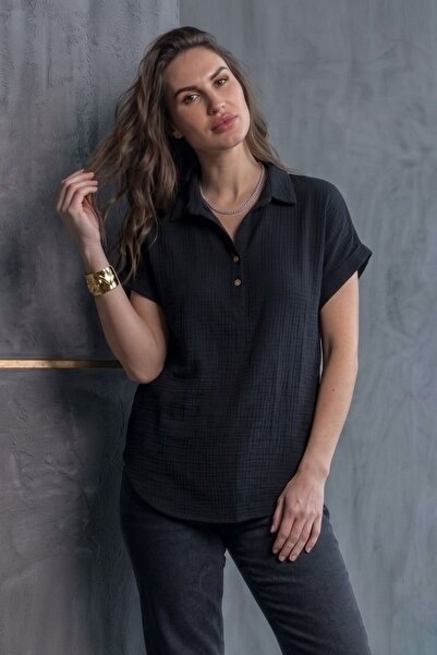 Flubutik Women's Muslin Collared Half Buttoned Shirt Black
