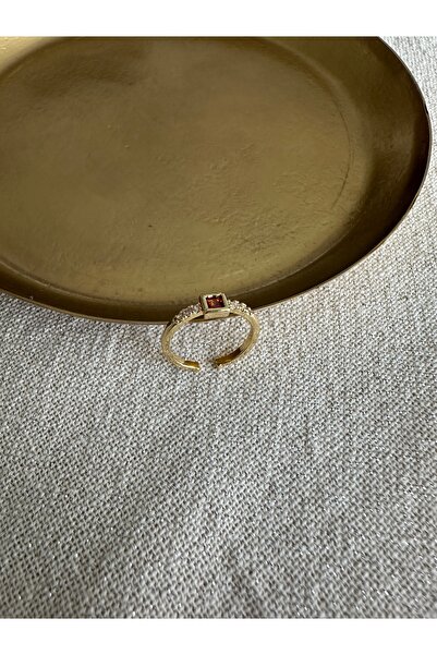ringbox Gold Square Orange Stone Pinky Ring