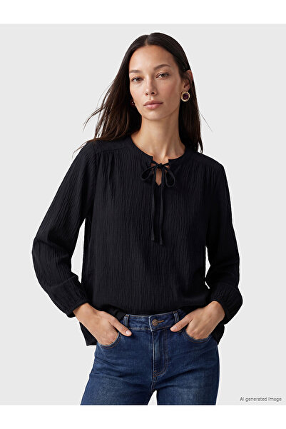 LC Waikiki Trendlucky Contrast Collar Gathered Textured Blouse