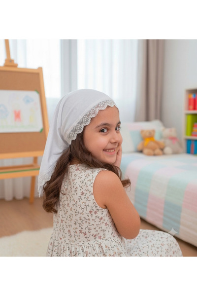tayuya Girl's Lace Triangle Bonnet Cream 100% Viscose Fabric Handmade Design Hair Accessory (2-9 Years)