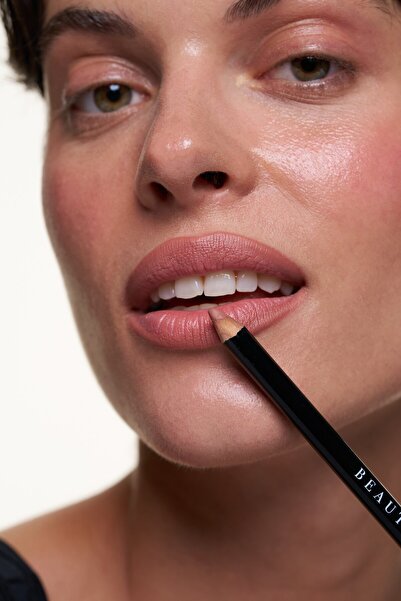 Beauty Omelette Lip Pencil Aura-Pink Brown