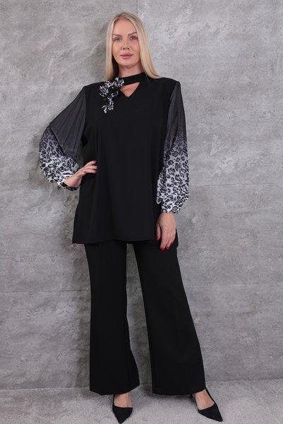 KİFAYET Plus Size Leopard Detailed V-Neck Pleated Long Sleeve Stylish Women's Tunic with Brooch Accessory