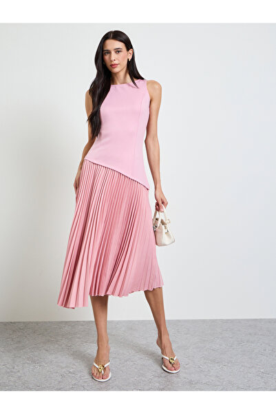 Styli Pink Pleated A-Line Midi Dress