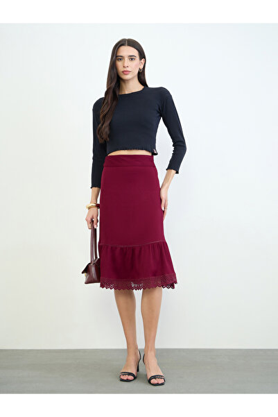 Styli Burgundy A-Line Midi Skirt with Lace Detail