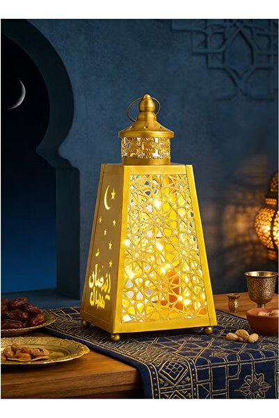 GGEROU Ramadan Lantern with LED Night Light, Retro Iron Wind Lantern Decorati...