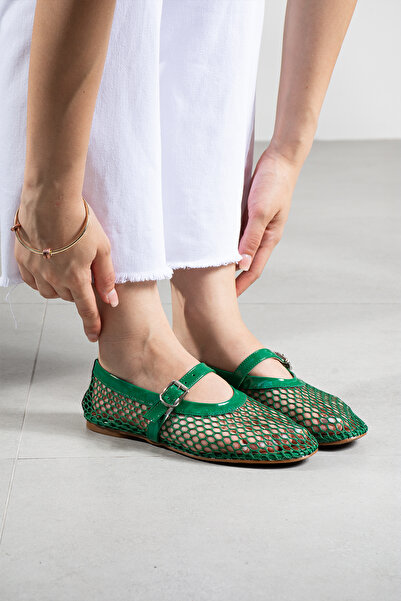 DUXAL SHOES حذاء ماري جين نسائي من أيلة مزود بإبزيم شبكي