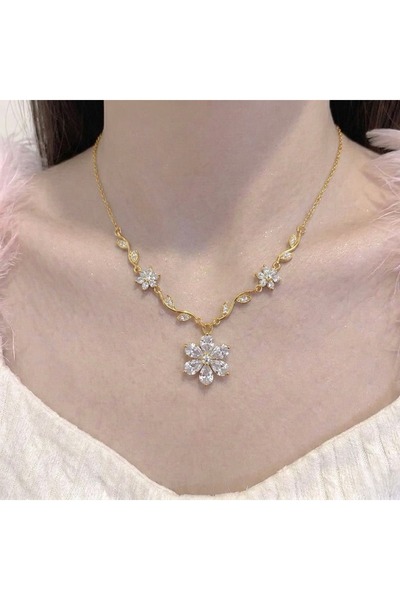 Heda Jewelry Sakura Dream Kolye - Sakura Çiçeği Zarif Kolye