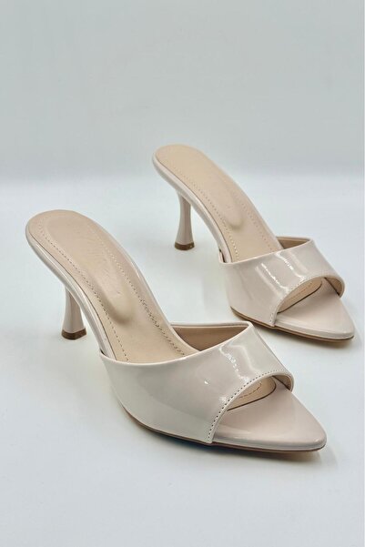 HCO Pointed Toe Thin Heeled Patent Leather Slippers