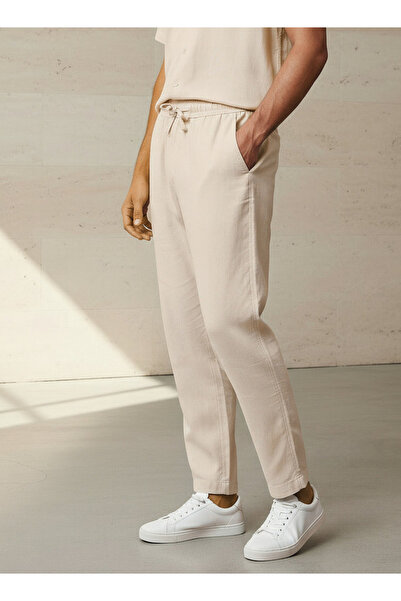FAV Men Straight Fit Linen Blend Trousers