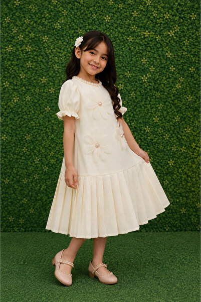 Girls Luxury 3D Floral Pearl Party Dress – Ivory Cream (فستان بناتي فاخر مزين بزهور ثلاثية الأبعاد ولؤلؤ – أوف وايت كريمي)