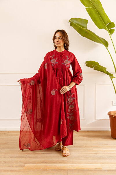 PRIYA'S PANACHE Cotton Anarkali Flower Embroidered Kurta Set for Women |Women...