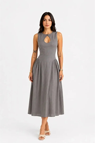 Beruflic Gabardine Fabric Sleeveless Drop Collar Button Detailed Midi Dress