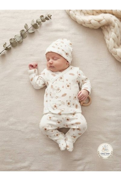 Gökçe Baby Teddy Bear Patterned Newborn 3-Piece Hospital Discharge Set