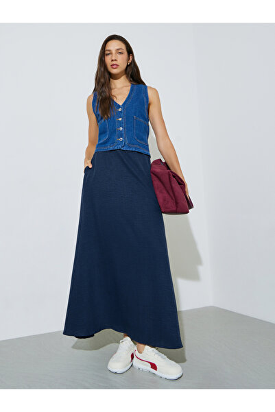 Styli Navy Blue Side Pocket Detail A-Line Maxi Skirt