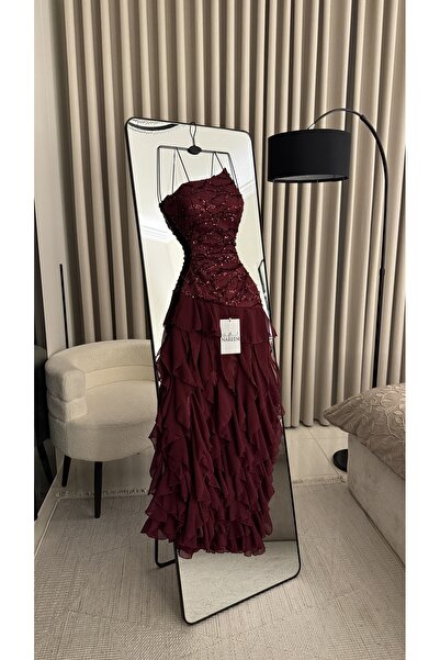 Nareen Fashion فستان سهرة أنيق باللون البرغندي، يجمع بين الفخامة والأنوثة في ...