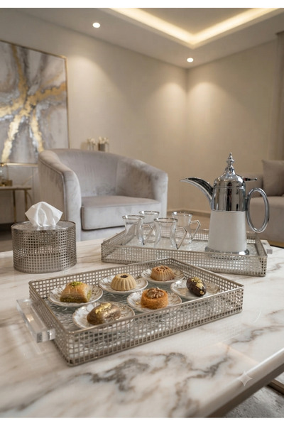 Generic طقم ضيافة فاخر مكون من ترمس شاي او قهوة مع صواني تقديم وعلبة مناديل ب...