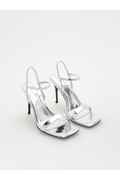NO BRAND Sandale argintii metalice cu toc stiletto, vârf pătrat și barete, Re...
