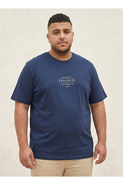 Maxim Plus Crew Neck Short Sleeves Slogan Print T-shirt