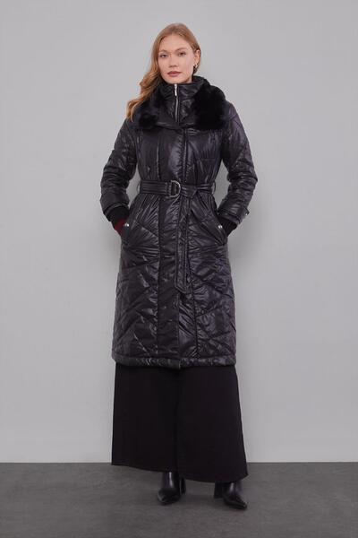 Levidor Black Fur Collar Puffer Coat