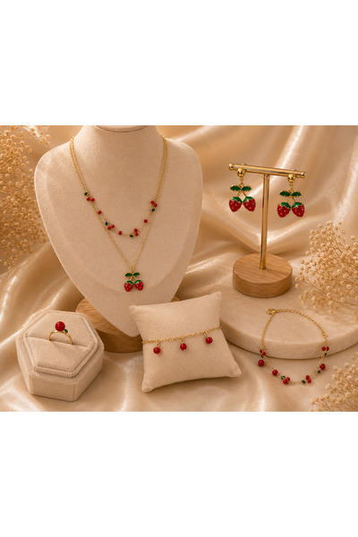 Eloré Strawberry Dreams Collection