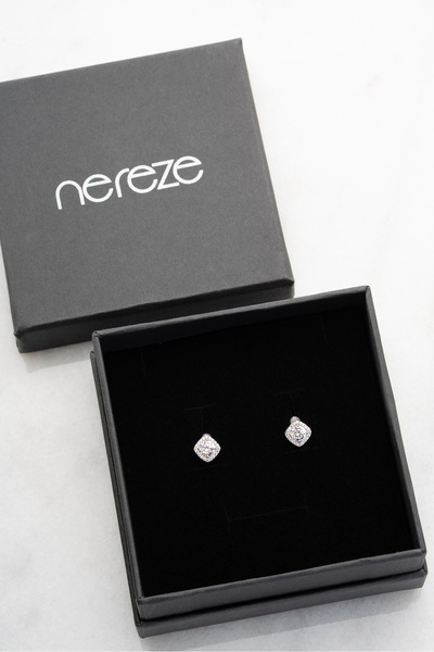 Nereze 925 Ayar Gümüş Sertifikalı Mozanit Taşlı elmas Montür Tragus Piercing Küpe