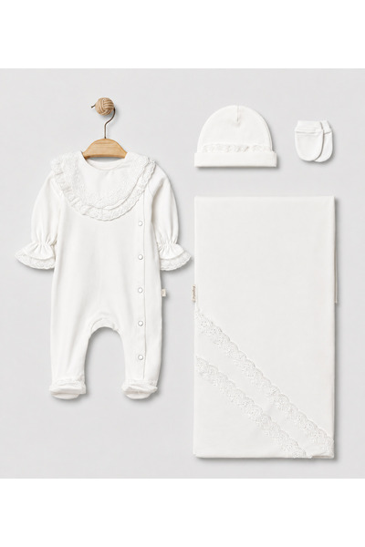 Pugi Baby Lace Detailed Baby Girl Romper, Blanket, Hat and Glove Set