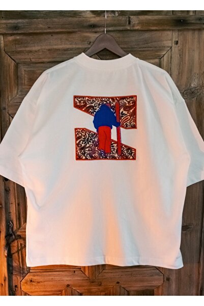 Erkek %100 pamuk “YALNIZ KAYAKÇI” göğüs ve sırt nakış detaylı t-shirt kayak tshirtü