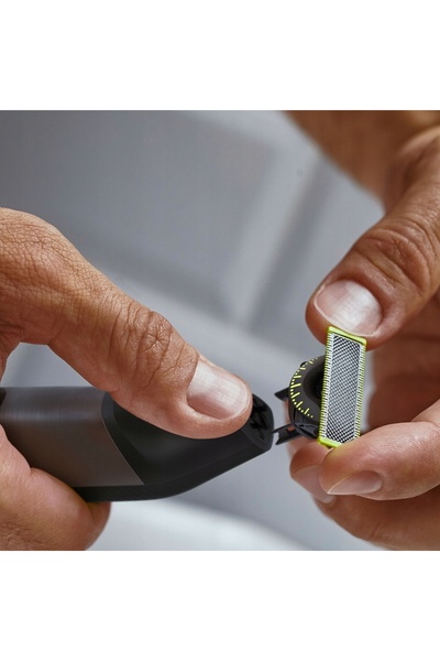 Philips Golarka OneBlade Pro 360 QP6652/61 argintiu