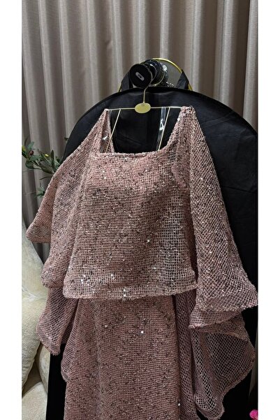 FASHION Shiny Crystal and Sequin Embellished Cape Evening Dress for a Luxurio...