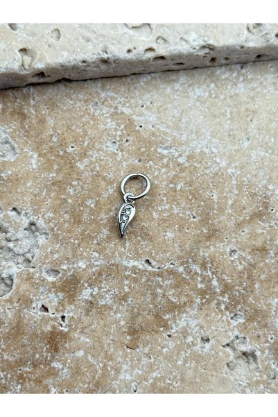 miyle PNDR Charm // CHARM-928