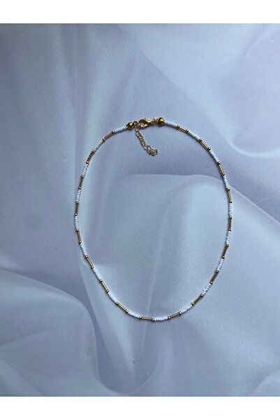 Burçin Örbük Accessory Beyaz Kum Boncuk Gold Boru Detaylı Kolye