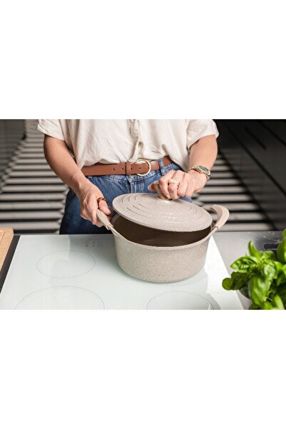 NO BRAND Oală Florina Oslo 28cm 6.7L Aluminiu Bej Ceramică Inducție Gaz
