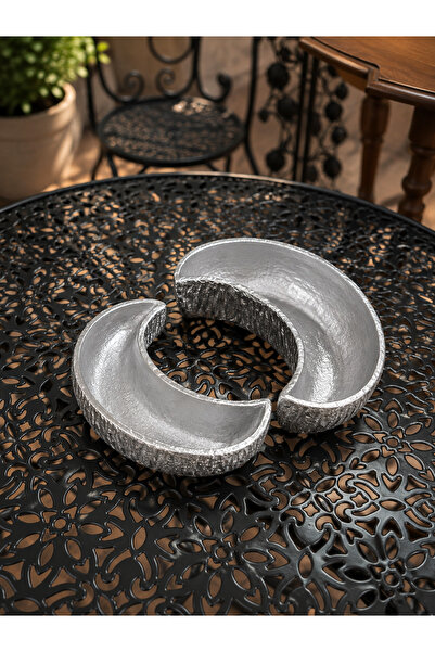 MuratogluHome Kalima Kaju Figürlü Dokulu Metal Kapaklı Obje Sehpa Dresuar Üstü Dekoratif Kutu (18 cm)