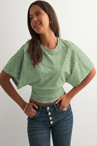 Cockatoo Women's Waist-Fitted Wide-Sleeve Natural Viscose Blouse - Soft Textu...
