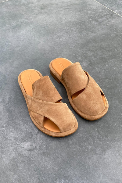 WilloWara Women's Genuine Leather Cross-Strap Slippers |   Voyi