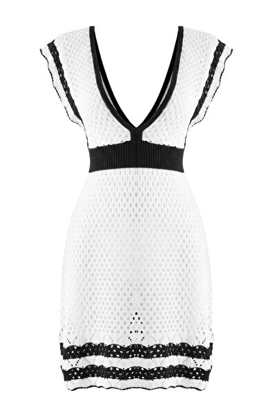 Trendyol Collection Rochie de plajă super mini ajurată din tricotaj ecru TBES...