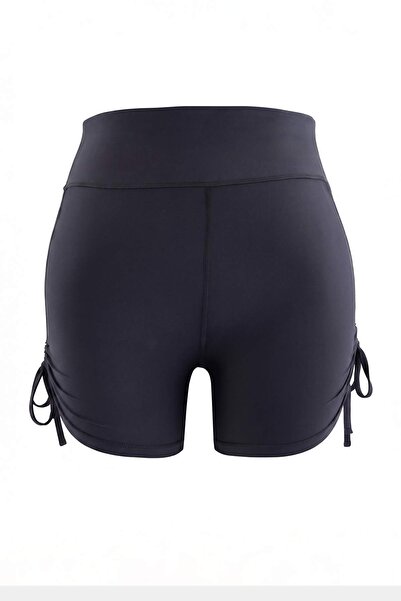Trendyol Curve Pantaloni scurți sport/tricouri scurte tricotate, cu detaliu e...