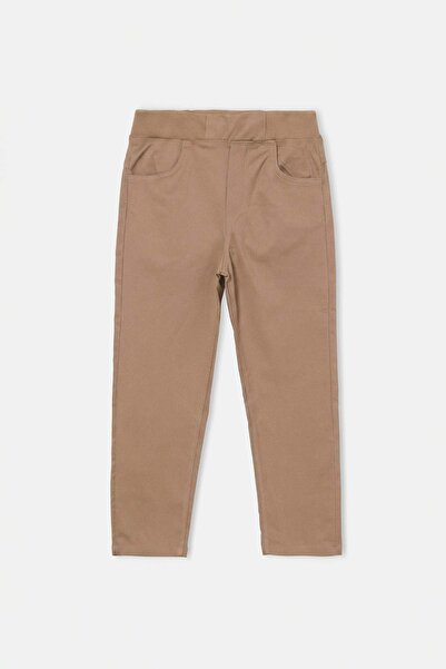 TRENDYOLKIDS Bež jednobojne tkane pantalone za dečake TKDAW27PL00009