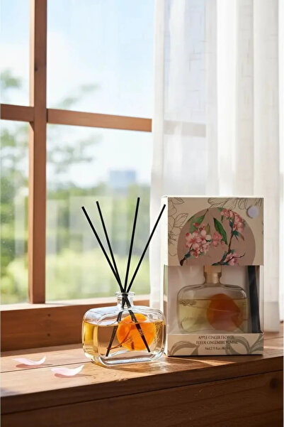 Miniso Lisanslı Sudaki Çiçek Serisi Elma ve Zencefil Çiçeği Oda Kokusu – Ener...