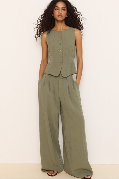 Stradivarius Rustic wide-leg trousers with adjustable buttons