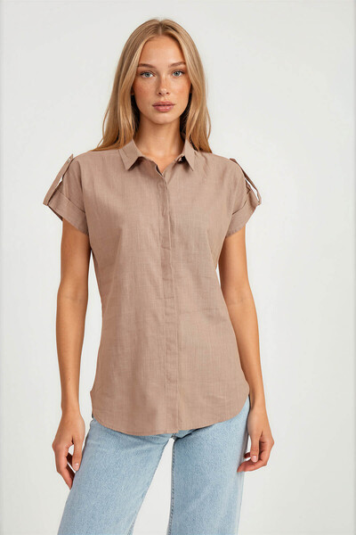 Vitrin Short Sleeve Shirt with Sleeve Detail