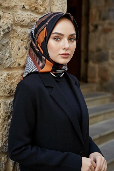 Vissona %100 Twill İpek Geometrik Desenli Taba - Siyah Renkli 90x90 Eşarp Dik...
